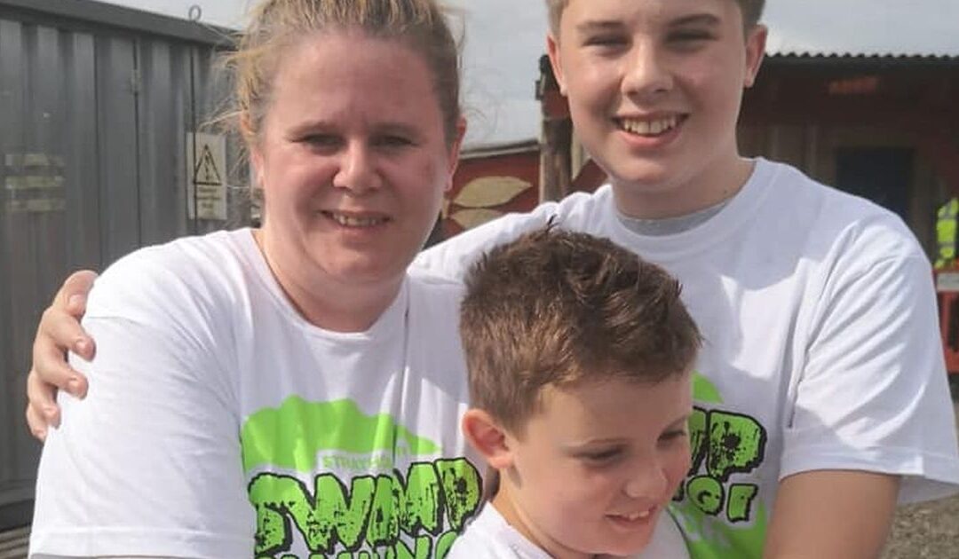 La maman de Bannockburn claque le CAMHS après l&rsquo;attente de traitement de son fils– Comment guérir