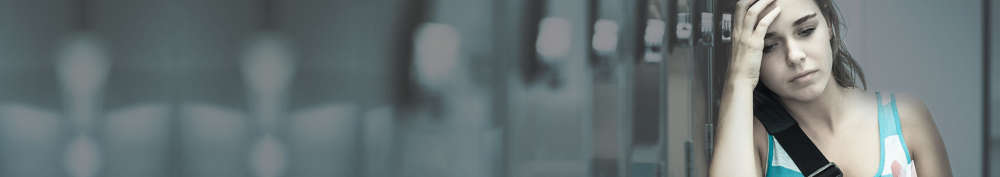 Qu&rsquo;est-ce que le trouble d&rsquo;anxiété sociale?  Symptômes, causes, traitement– Comment guérir