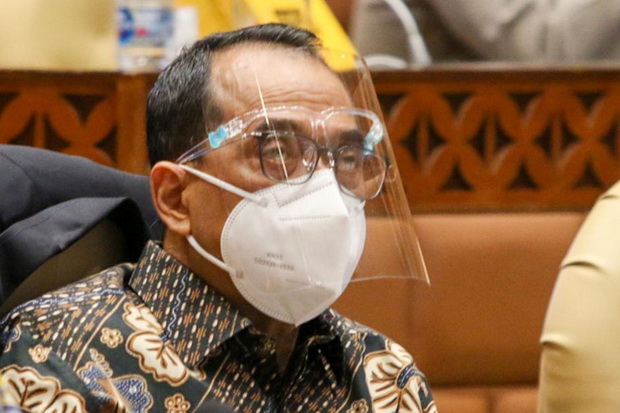 L&rsquo;outil de détection UGM Covid-19 est utilisé pour détecter les passagers …