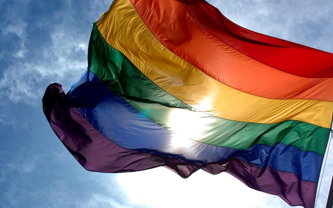 Comment Covid a épelé le destin des personnages LGBTQI + à la télévision
