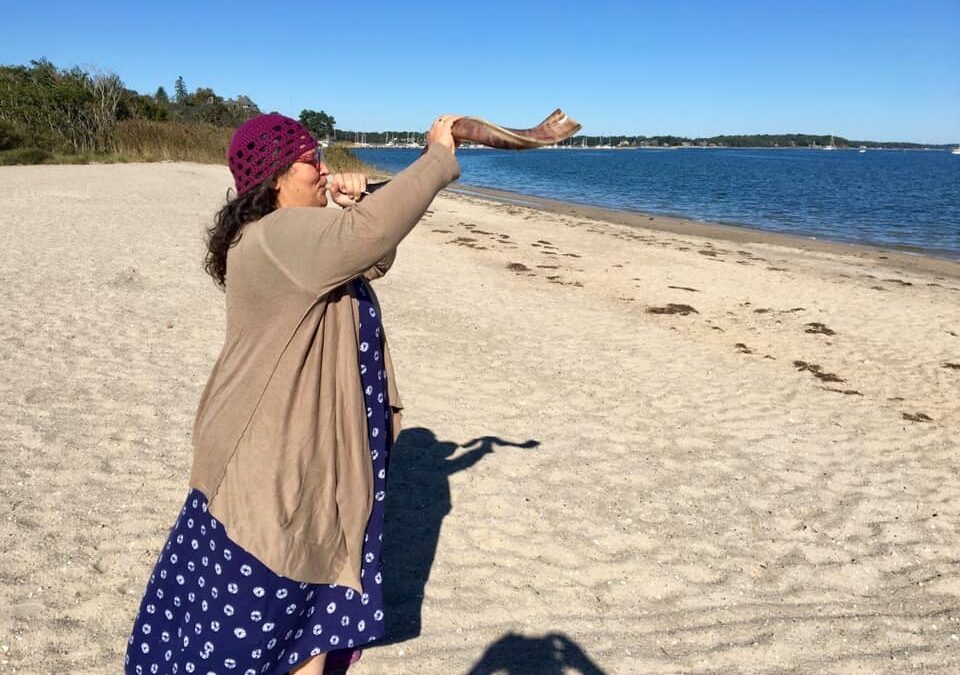 La rabbin Minna Bromberg s&rsquo;attaque à la stigmatisation du poids et à la phobie des graisses