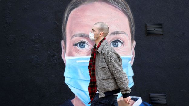 Comment guérir le «  traumatisme de masse  » de Covid-19– Comment guérir