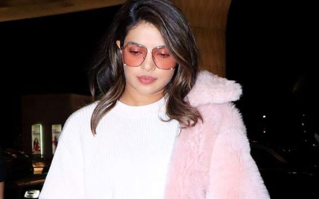 Priyanka Chopra a l&rsquo;air électrisante dans un bikini rouge alors qu&rsquo;elle profite de la piscine »TechnoCodex– Comment s&rsquo;en sortir