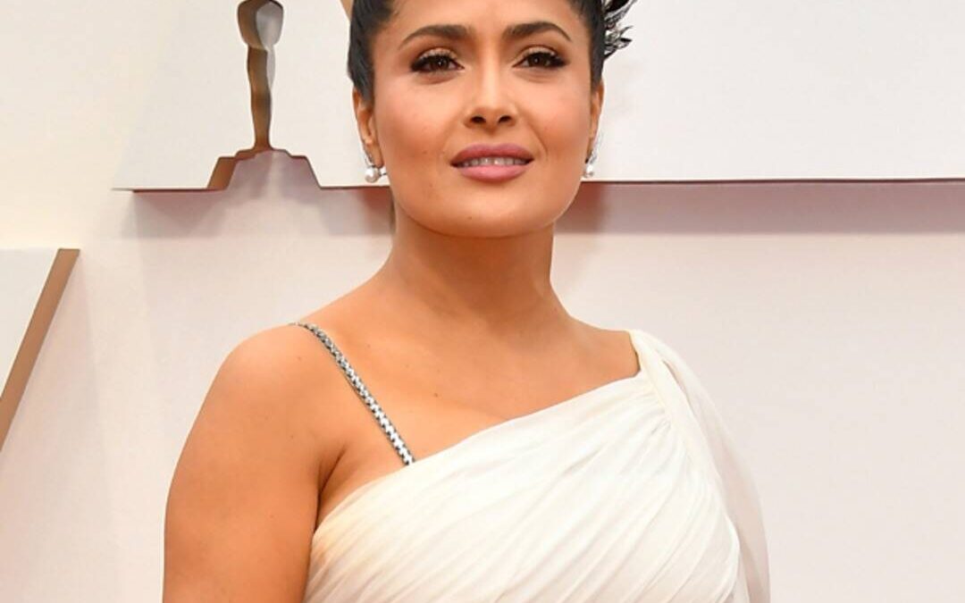 Salma Hayek sur la peur de son serpent pour du crépuscule jusqu&rsquo;à l&rsquo;aube – E!  En ligne